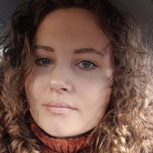 Meet your Posher, Alayna